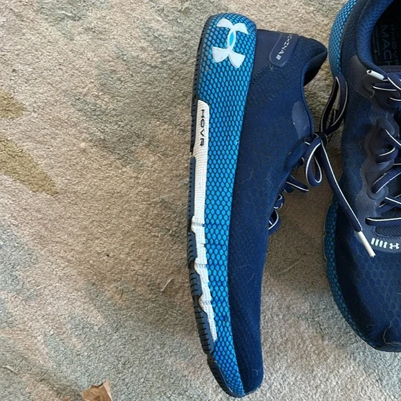 Men’s size 10 Under Armor machina 2 blue tooth running shoes - Picture 3 of 8